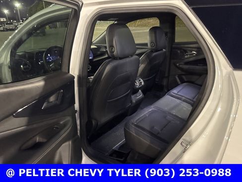 Used 2024 Chevrolet Blazer EV LT image 19