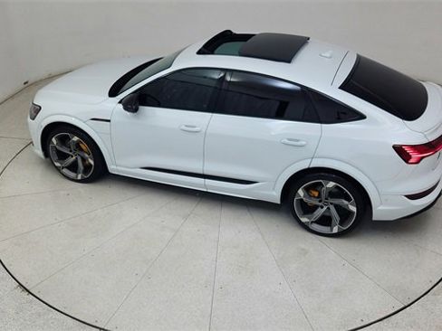 Used 2023 Audi e-tron S Prestige w/ Prestige Package image 79