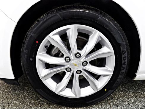 Used 2022 Chevrolet Malibu LT image 18