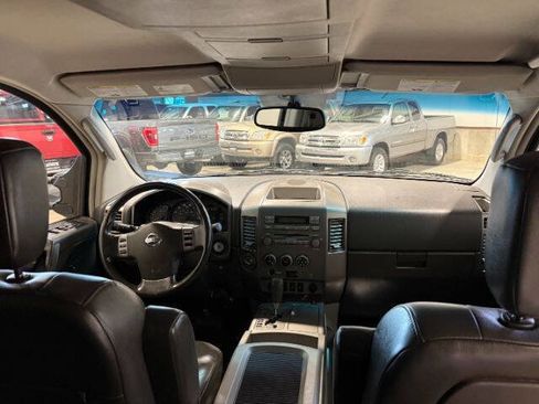 Used 2004 Nissan Titan LE w/ (Tow) Big Tow Pkg AWD/4WD image 19