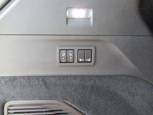 Used 2026 Cadillac Escalade IQ Sport 2 AWD/4WD image 39