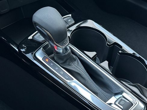 New 2026 Chevrolet Trax LT FWD image 21