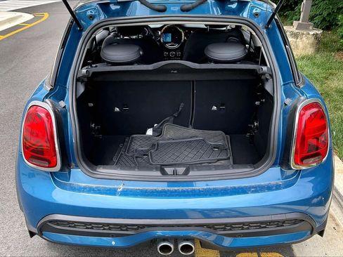 Certified 2023 MINI Cooper S FWD image 33