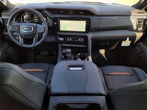 New 2025 GMC Sierra 1500 AT4 w/ Technology Package image 11