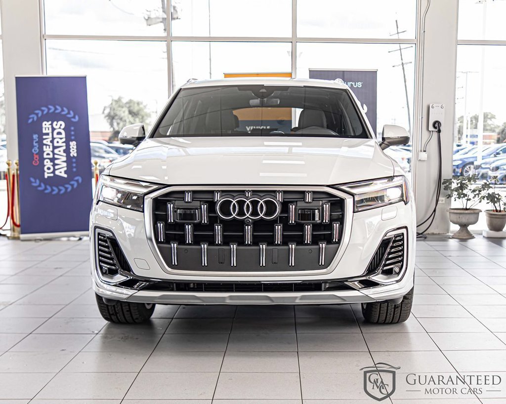 Used 2025 Audi Q7 3.0T Premium Plus w/ Premium Plus Package AWD/4WD image 2