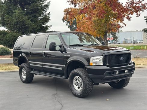 Used 2003 Ford Excursion Limited image 6