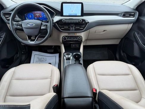 Used 2021 Ford Escape SEL w/ Technology Package FWD image 12