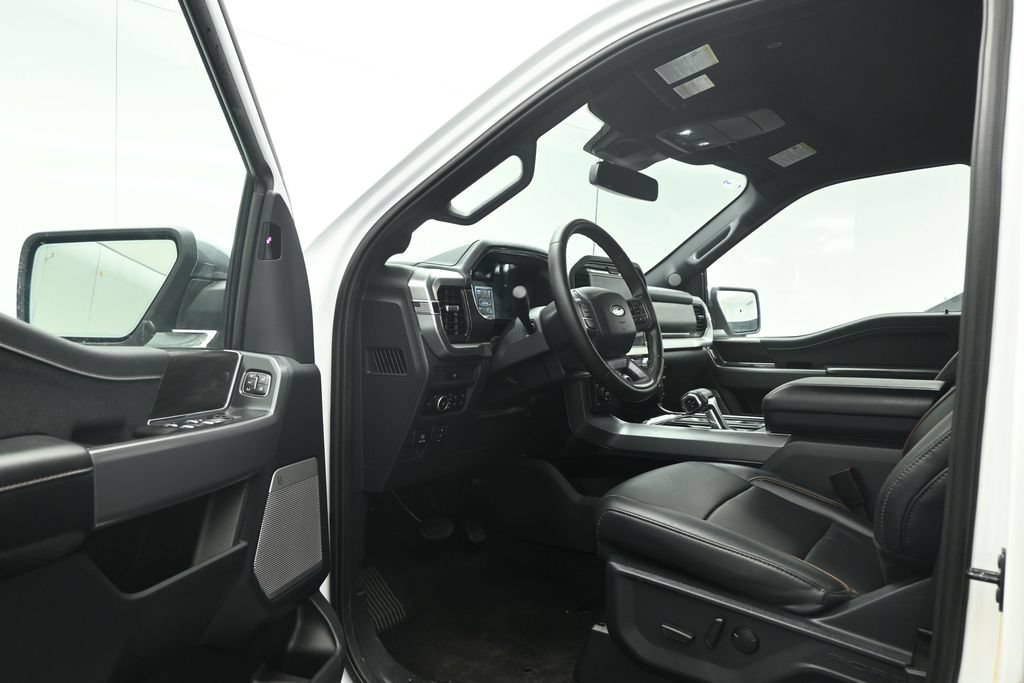 Used 2025 Ford F150 Lariat AWD/4WD image 7