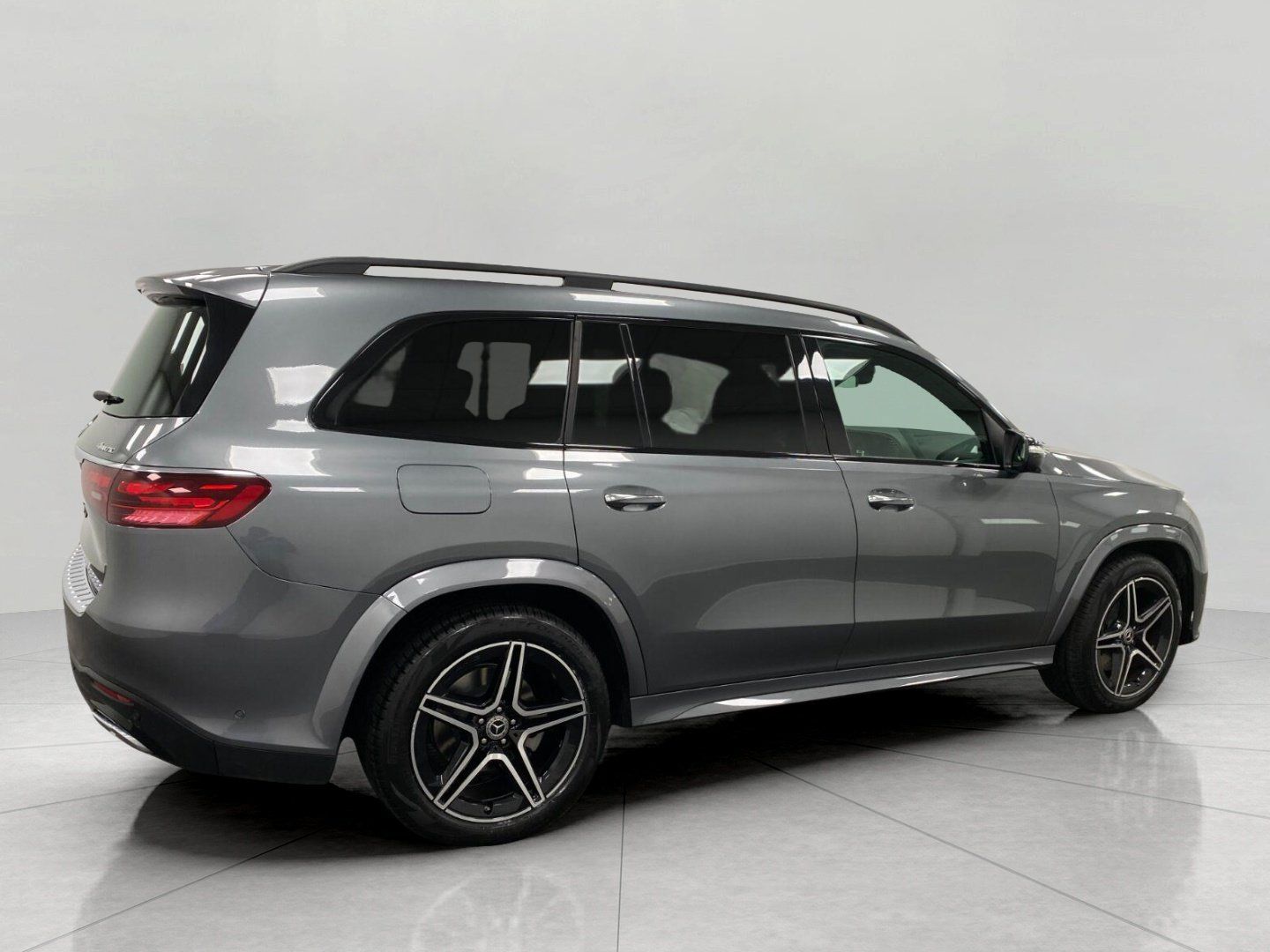 Certified 2024 Mercedes-Benz GLS 450 4MATIC image 2