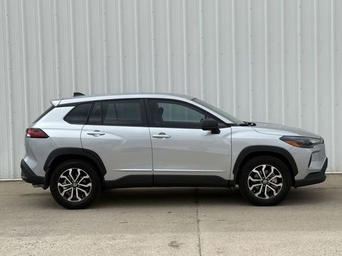 Used 2026 Toyota Corolla Cross S image 3