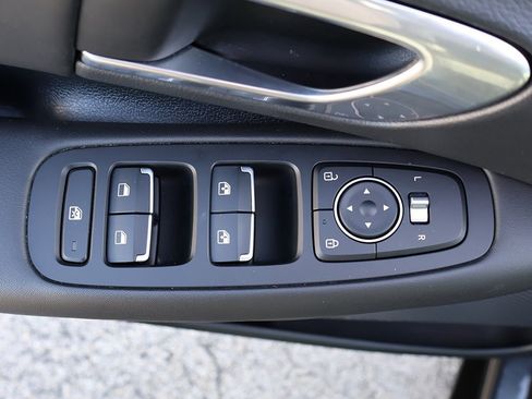 Used 2023 Hyundai Sonata SEL image 38