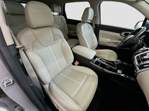 Used 2023 Kia Sorento SX image 35