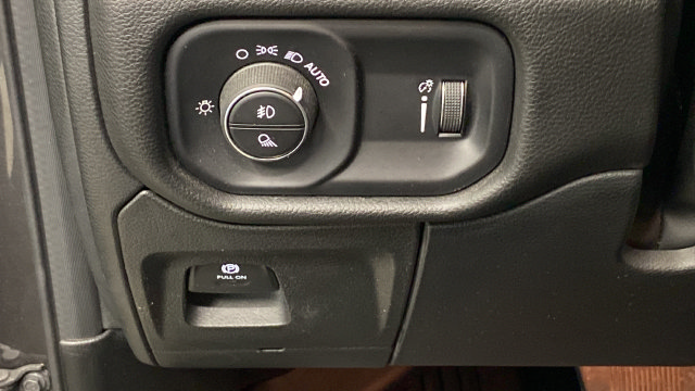 Certified 2023 RAM 1500 Big Horn w/ Trailer Tow Group AWD/4WD image 27