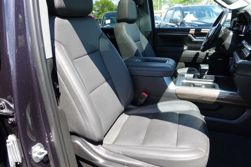 Used 2022 Chevrolet Silverado 1500 LT Trail Boss w/ LT Trail Boss Premium Package AWD/4WD image 44