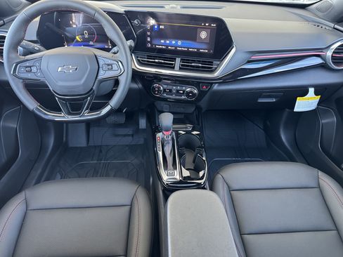 New 2026 Chevrolet Trax RS w/ Sunroof Package FWD image 18