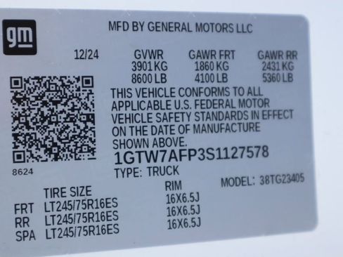 New 2025 GMC Savana 2500 w/ Driver Convenience Package image 15