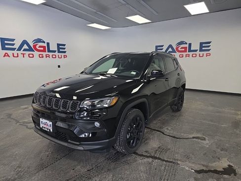 New 2026 Jeep Compass Latitude AWD/4WD image 5