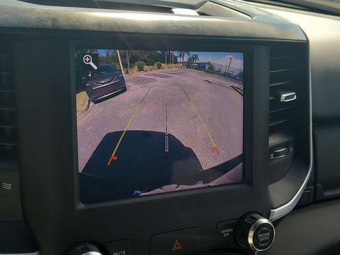 Used 2020 RAM 1500 Big Horn AWD/4WD image 25