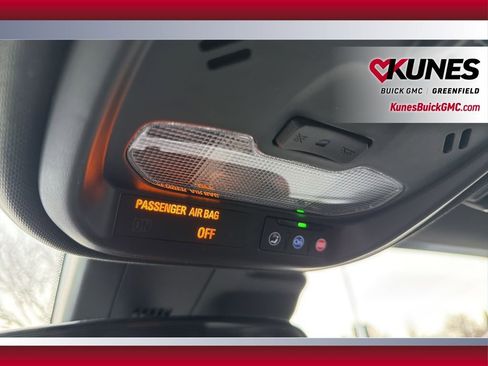 New 2026 Buick Envista Sport Touring image 24