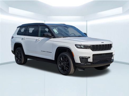 New 2025 Jeep Grand Cherokee L Limited image 9