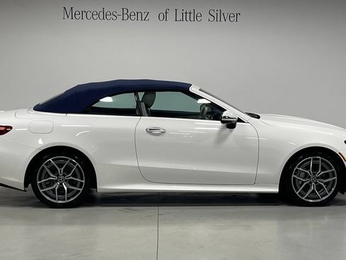 Used 2023 Mercedes-Benz E 450 4MATIC Cabriolet image 11