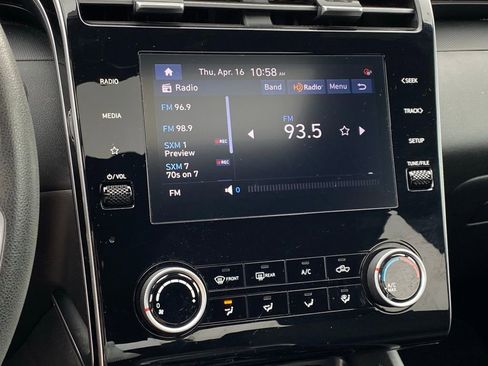 Used 2023 Hyundai Santa Cruz SEL w/ Activity Package FWD image 17