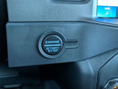 New 2025 Ford Bronco 4-Door AWD/4WD image 11