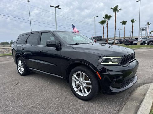 Used 2023 Dodge Durango GT RWD image 3
