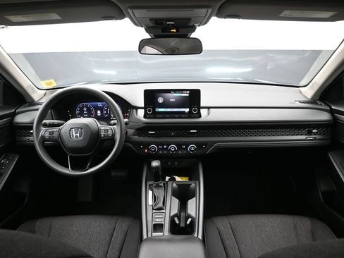 Used 2023 Honda Accord EX image 11