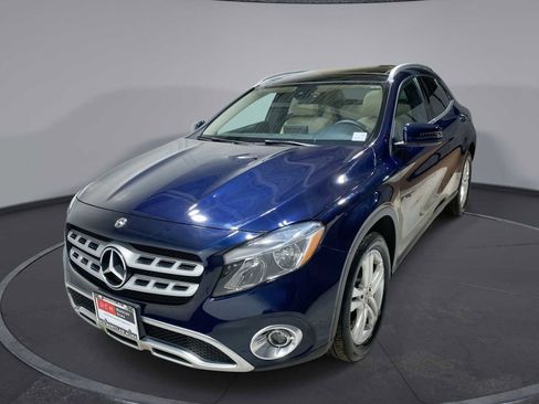 Used 2018 Mercedes-Benz GLA 250 4MATIC image 1