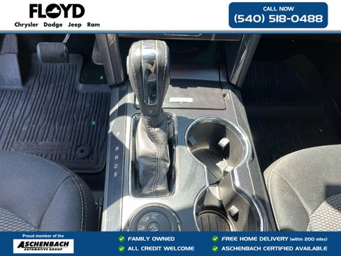 Used 2018 Ford Explorer XLT w/ Equipment Group 201A AWD/4WD image 18