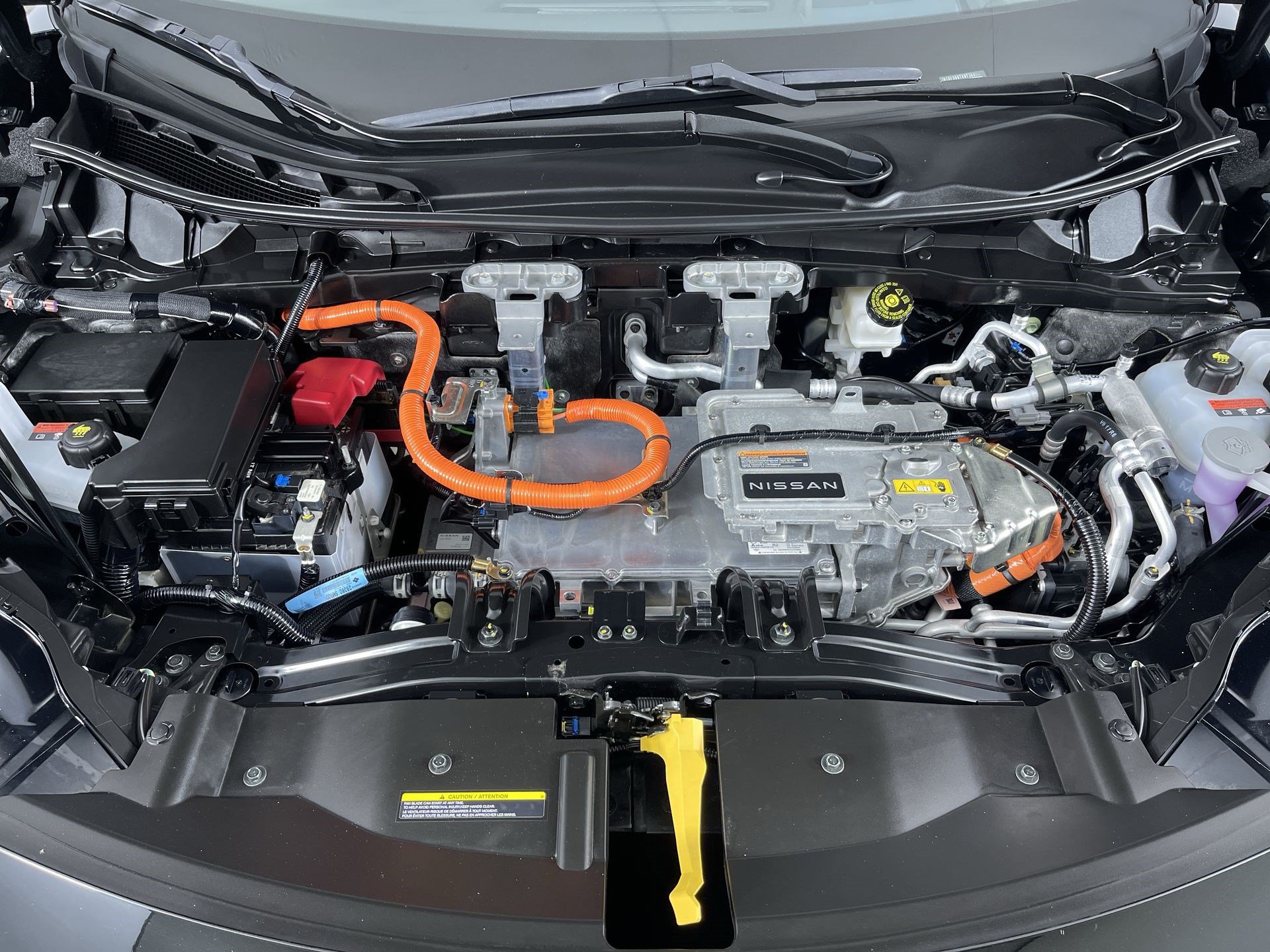Certified 2024 Nissan Ariya AWD image 28