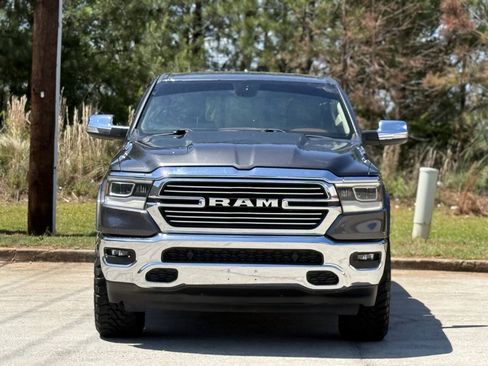 Used 2019 RAM 1500 Laramie AWD/4WD image 4