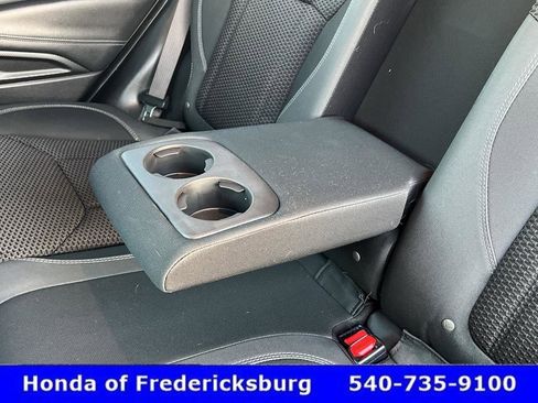 Used 2019 Subaru Forester Premium w/ All-Weather Package image 34