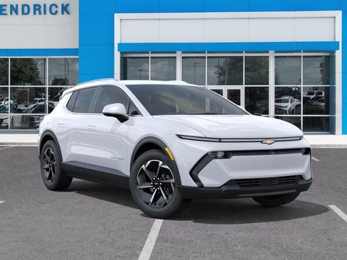 New 2026 Chevrolet Equinox EV LT AWD/4WD image 9