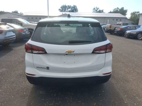 Used 2024 Chevrolet Equinox LS FWD image 5