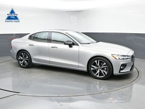 Used 2023 Volvo S60 B5 Core w/ Climate Package FWD image 1