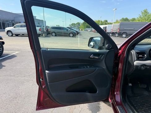 Certified 2022 Dodge Durango R/T w/ Blacktop Package AWD/4WD image 11