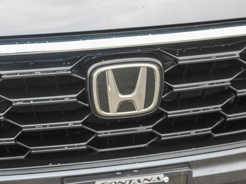Used 2024 Honda CR-V LX image 5