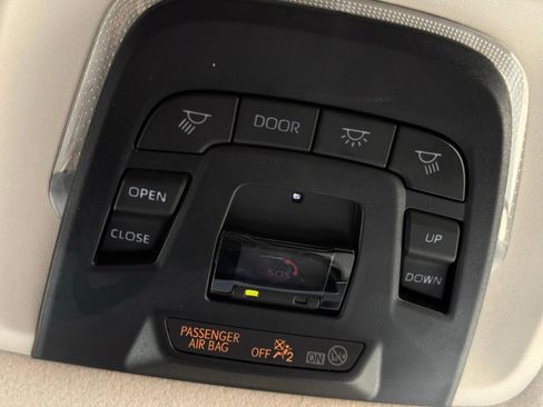 Used 2024 Toyota Corolla Cross XLE w/ Convenience Package image 47