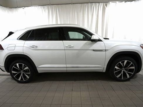 New 2026 Volkswagen Atlas Cross Sport SEL Premium R-Line AWD/4WD image 14