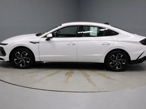 Certified 2025 Hyundai Sonata SEL FWD image 10