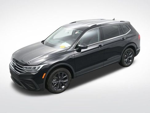 Used 2023 Volkswagen Tiguan SE FWD image 21