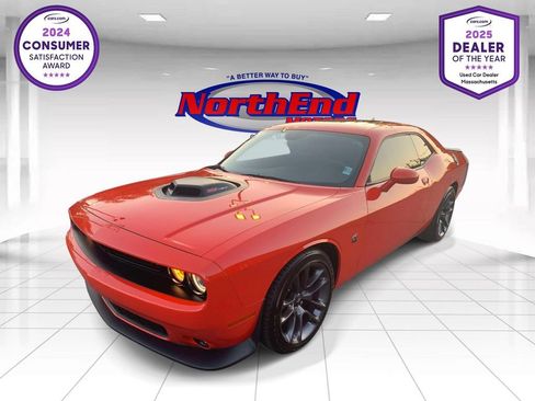 Used 2023 Dodge Challenger R/T Scat Pack w/ Plus Package RWD image 1