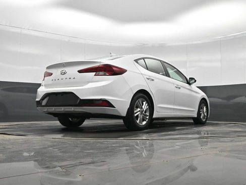 Used 2020 Hyundai Elantra SEL image 34