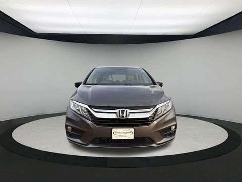 Used 2018 Honda Odyssey LX image 2