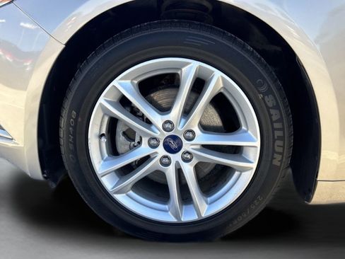 Used 2018 Ford Fusion S image 30