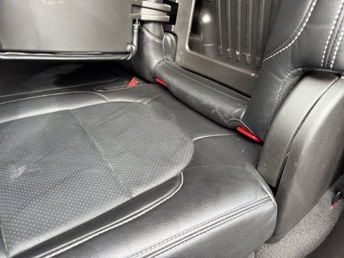 Used 2022 Chevrolet Silverado 1500 LT Trail Boss w/ Bed Protection Package AWD/4WD image 76