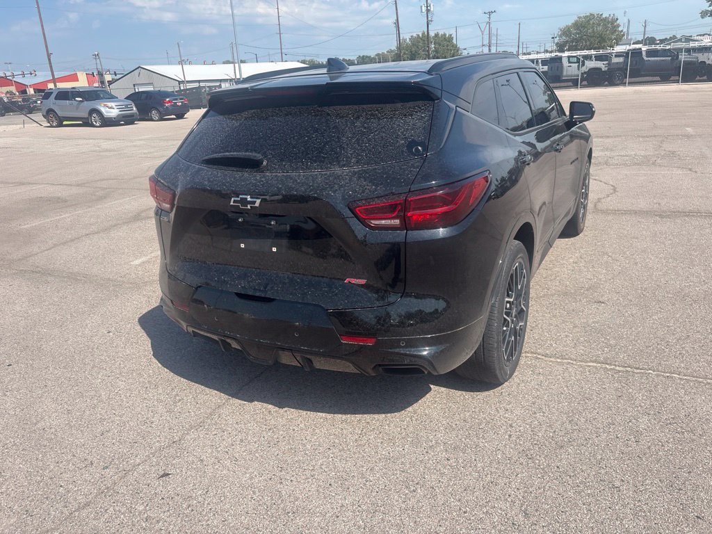 Used 2023 Chevrolet Blazer RS w/ Driver Confidence II Package AWD/4WD image 16