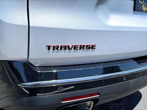 Used 2019 Chevrolet Traverse Premier w/ Redline Edition AWD/4WD image 24